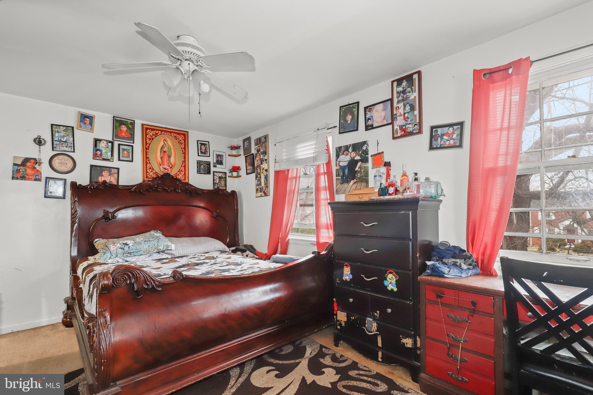 320 University Boulevard East Silver Spring, MD 20901 - Photo 9 of 24 Primary Bedroom | EN-Suite Powder Room