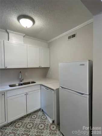 $1,300 | 926 Hollywood Street, Charlotte, NC 28211