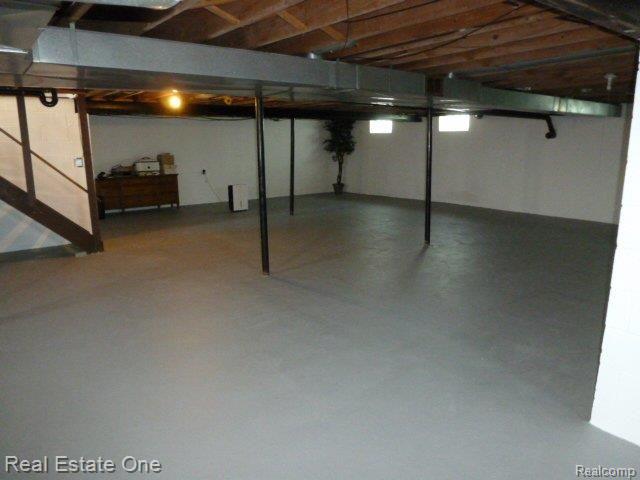 21741 Middlebelt Road New Boston, MI 48164 - Photo 19 of 22 P1010078.JPG