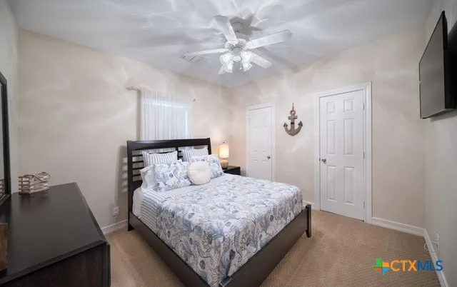 $2,500 | 420 Lake Forest, Canyon Lake, TX 78133