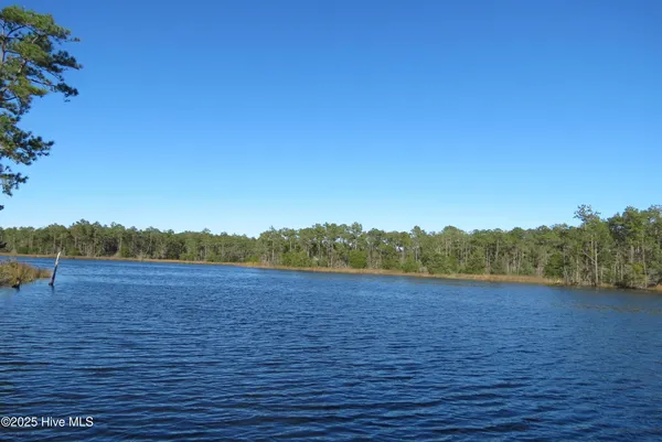 $205,000 | 365 Tar Creek Road, Oriental, NC 28571