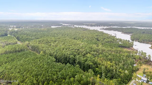 $205,000 | 365 Tar Creek Road, Oriental, NC 28571