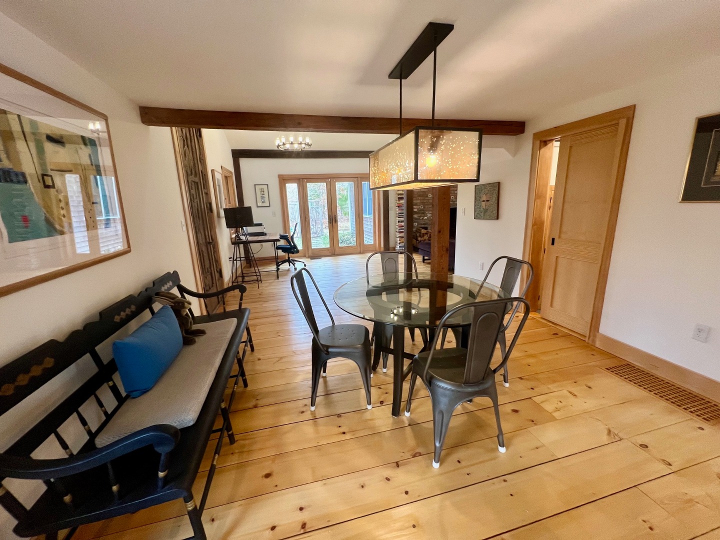 50 Bradley Martin Road West Tisbury, MA 02568 - Photo 4 of 37 a view of a dining room with furniture