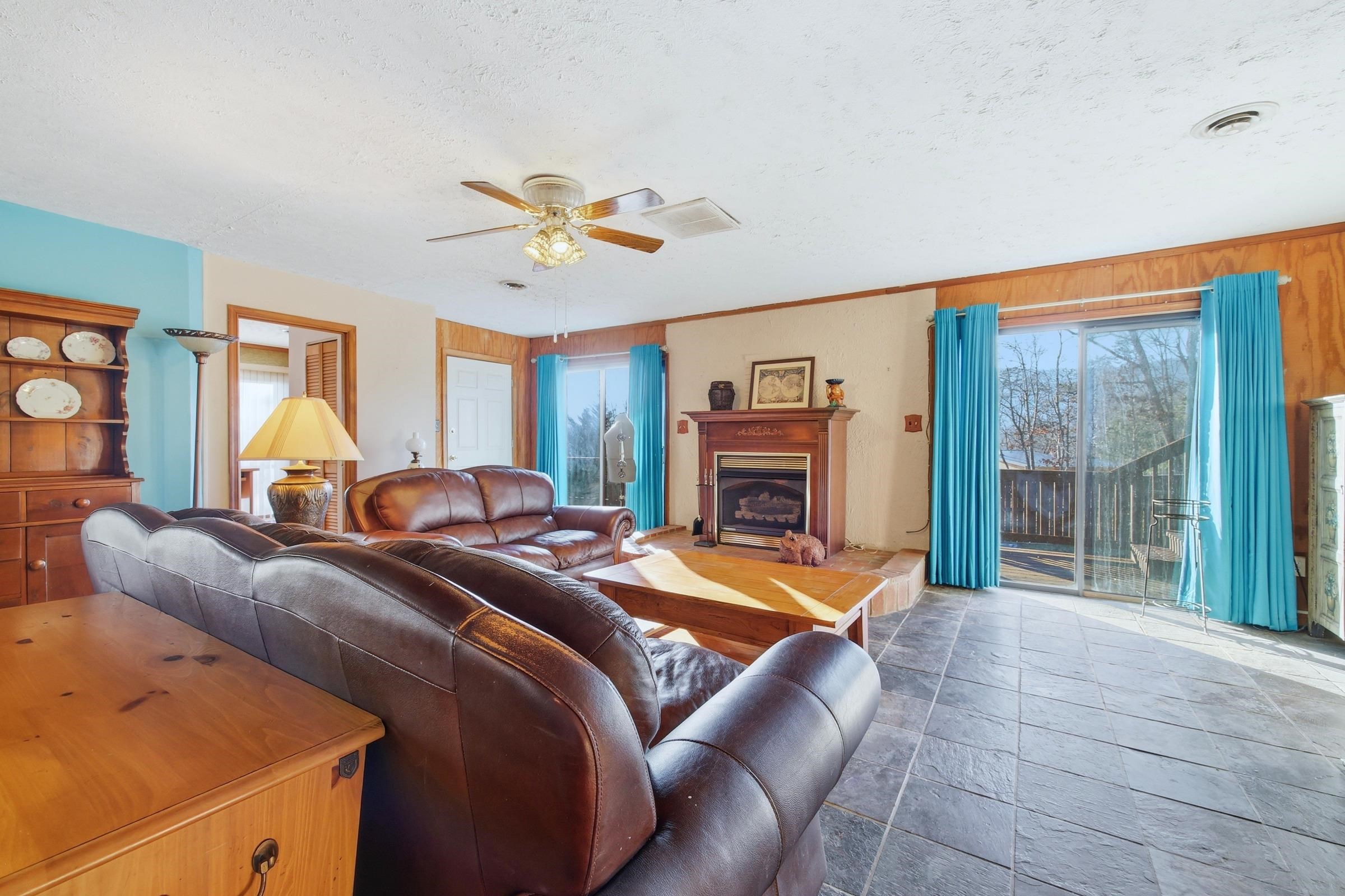 455 Woodside Drive Rileyville, VA 22650 - Photo 10 of 56