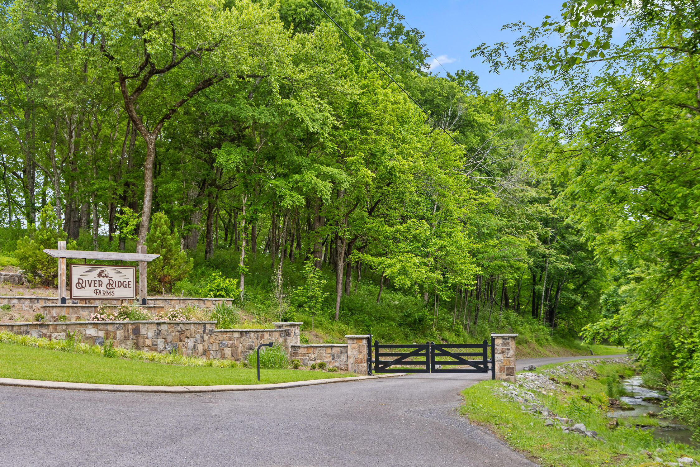 Lot 35 River Ridge Drive Dunlap, TN 37327 - Photo 10 of 35 Entrance to Community