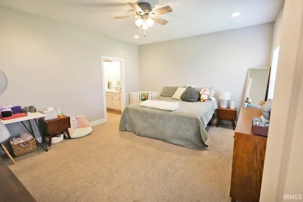 $525,000 | 19202 Braeburn Drive, Evansville, IN 47725