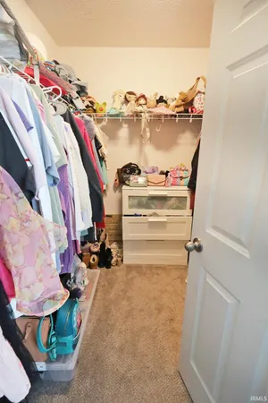 $525,000 | 19202 Braeburn Drive, Evansville, IN 47725