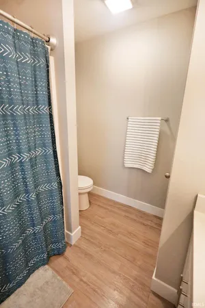 $525,000 | 19202 Braeburn Drive, Evansville, IN 47725