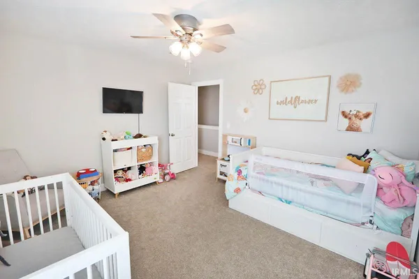 $525,000 | 19202 Braeburn Drive, Evansville, IN 47725