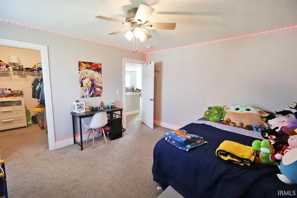 $525,000 | 19202 Braeburn Drive, Evansville, IN 47725