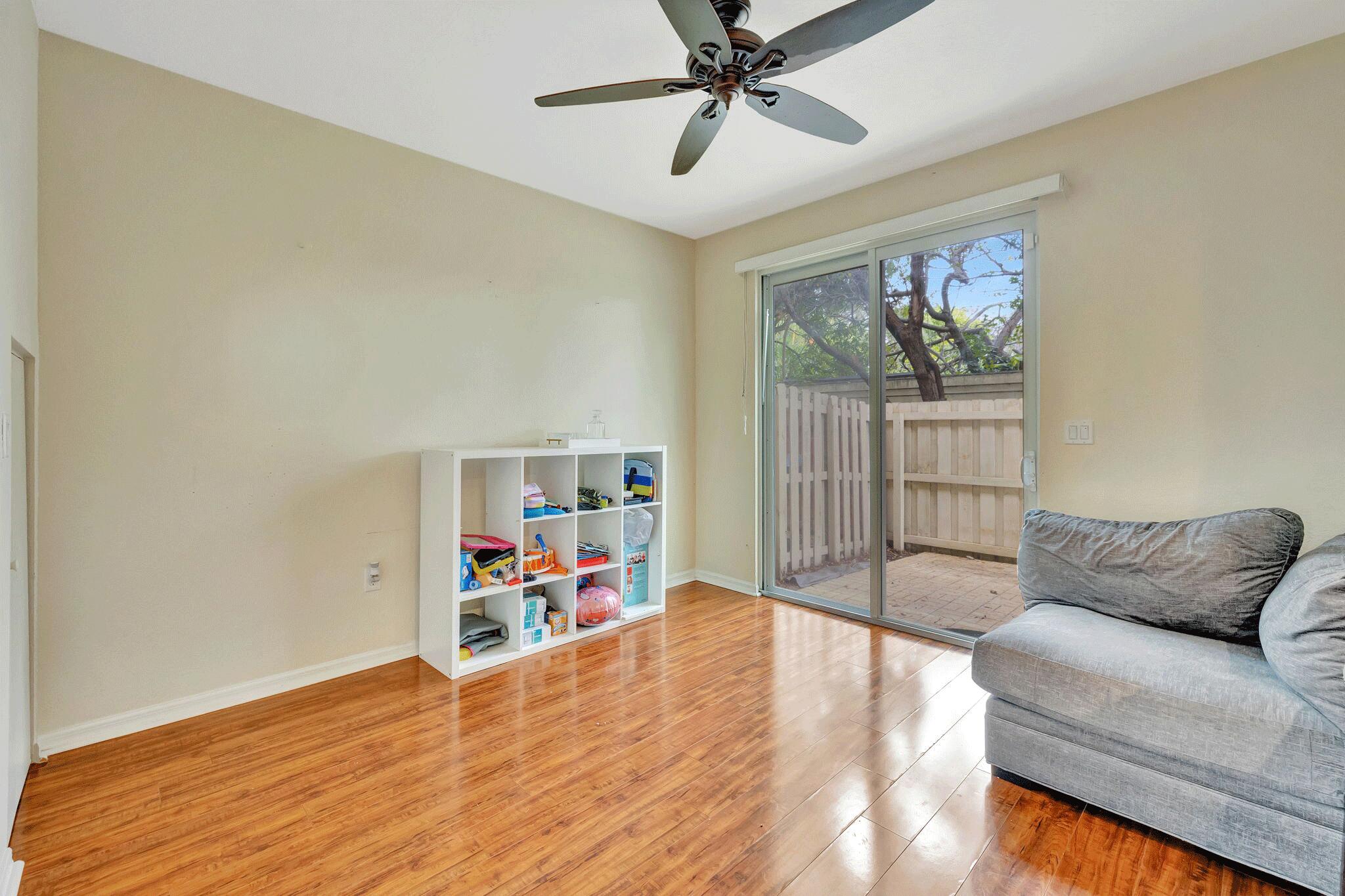 2851 Prospect Road, Unit 308 Tamarac, FL 33309 - Photo 10 of 20 Family Room