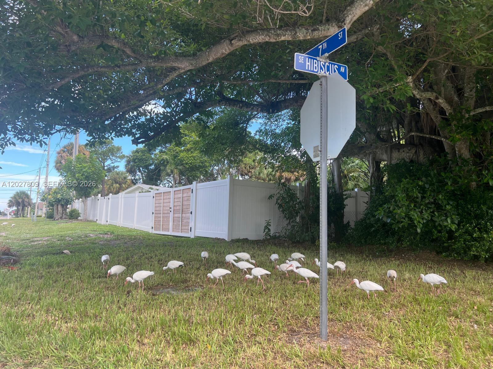 1023 Southeast 7th Street Stuart, FL 34996 - Photo 12 of 80