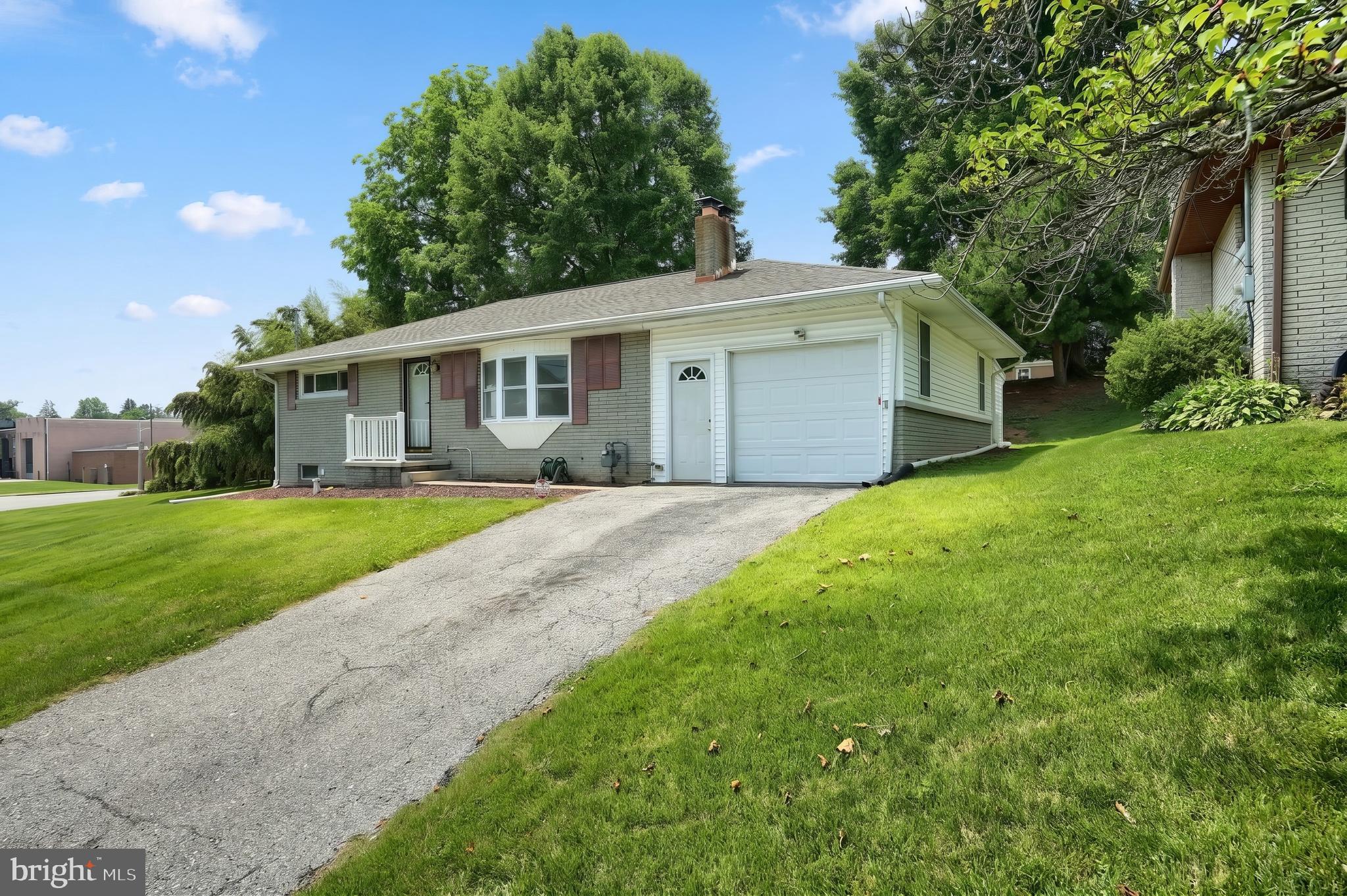 620 Memory Lane Red Lion, PA 17356 - Photo 3 of 36