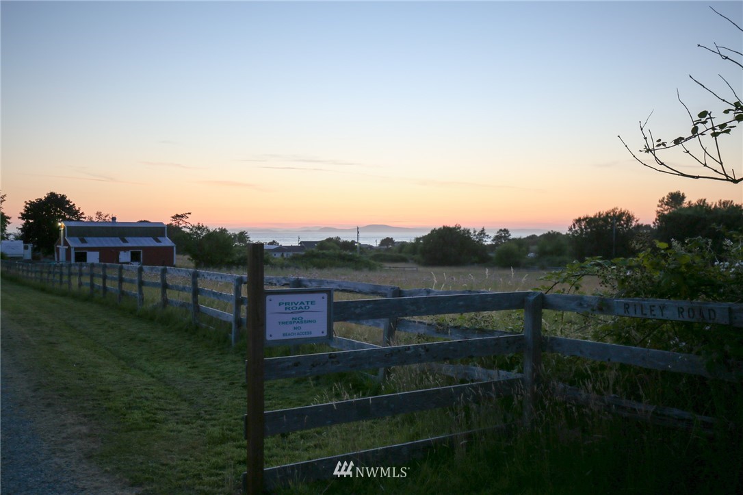 904 East Riley Road Oak Harbor, WA 98277 - Photo 25 of 37 Gallery Image 25