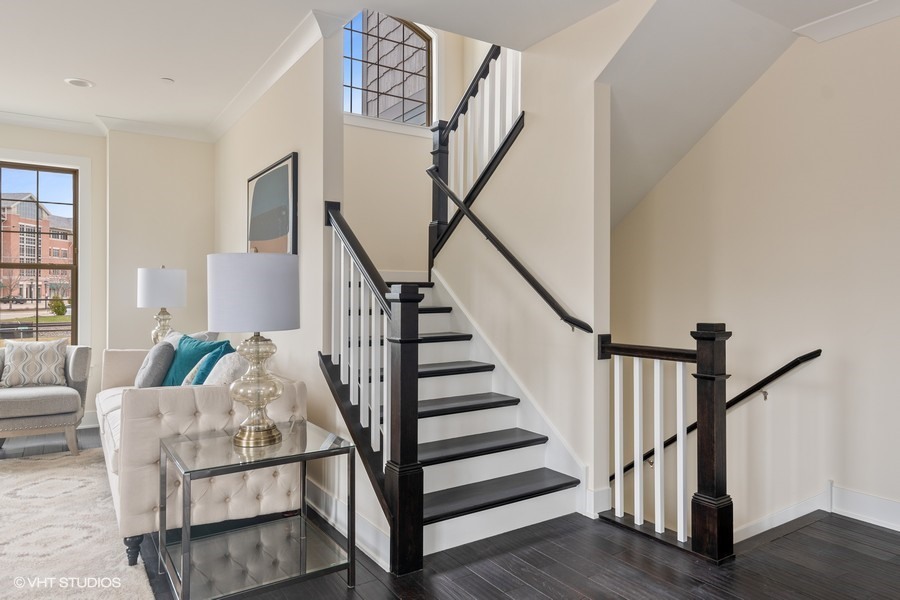 664 Elm Street Deerfield, IL 60015 - Photo 9 of 19