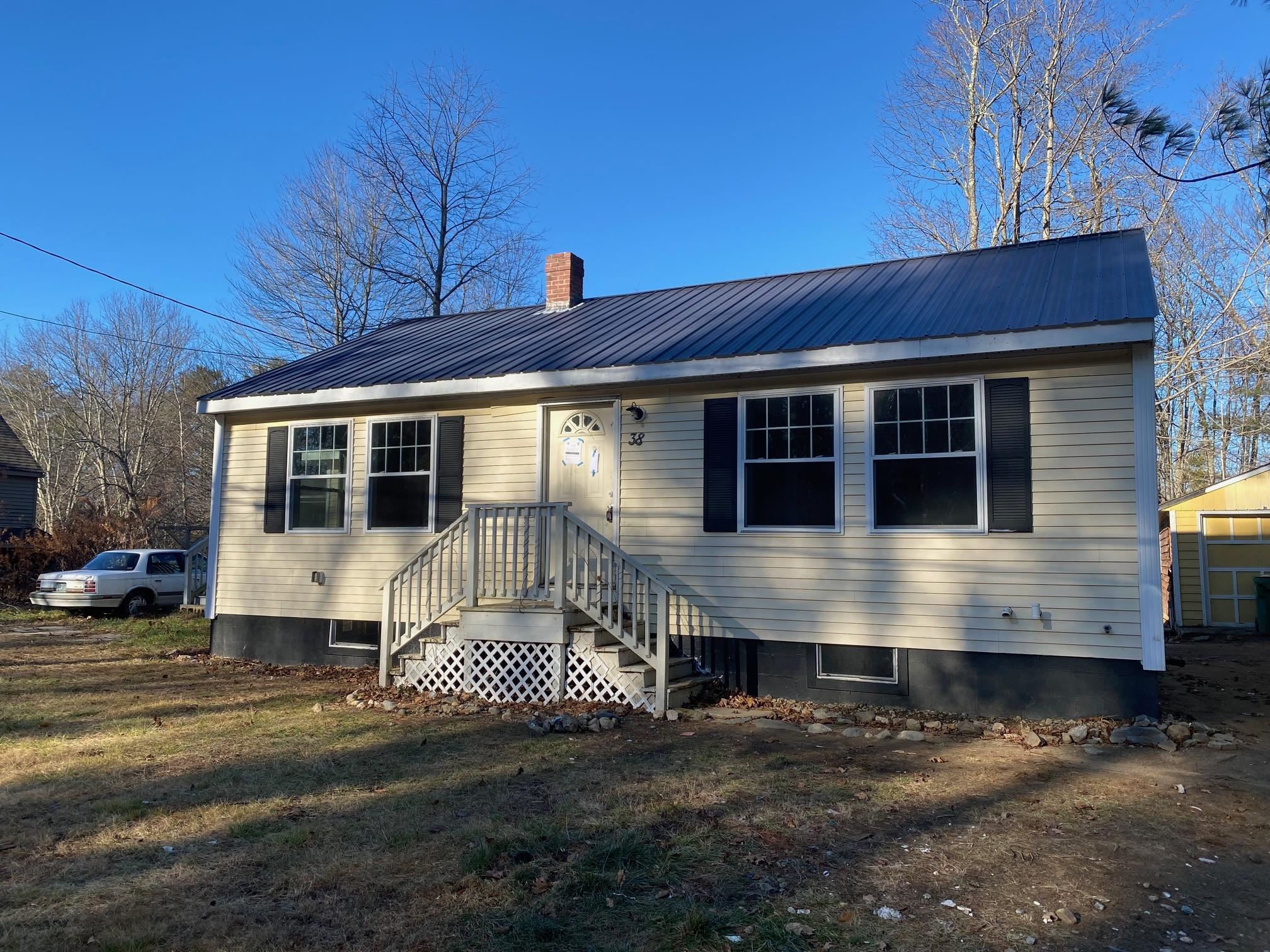38 Brentwood Road Fremont, NH 03044 - Photo 1 of 15 Gallery Image 1