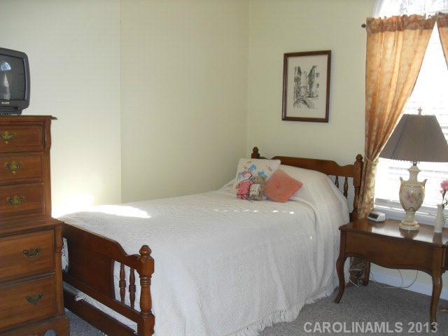 3114 Riverside Drive, Unit 89 Lexington, NC 27292 - Photo 4 of 16 Gallery Image 4
