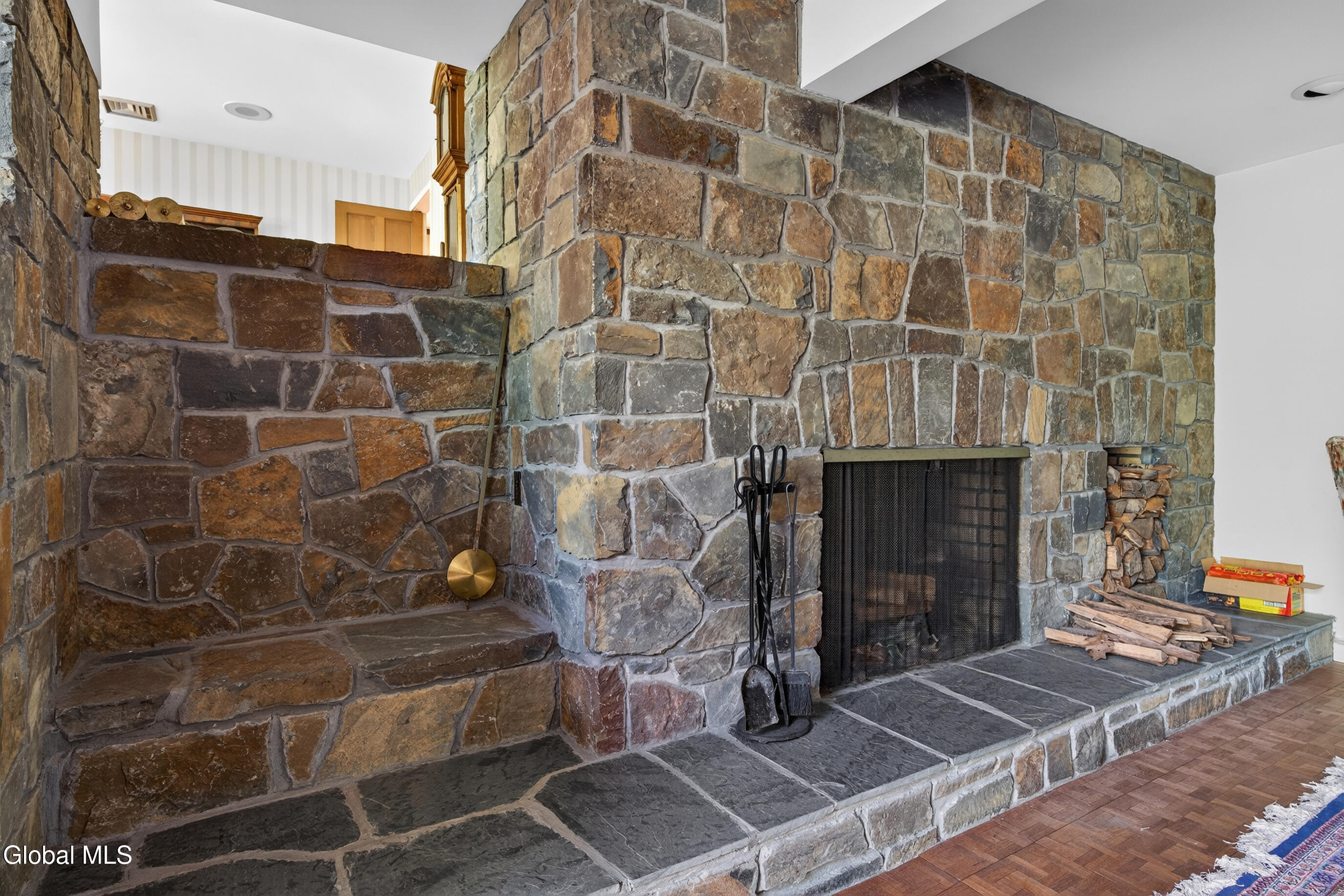 1283 Hawthorn Road Niskayuna, NY 12309 - Photo 4 of 63 025-1283-Hawthorn-Road-Niskayuna-NY-1230