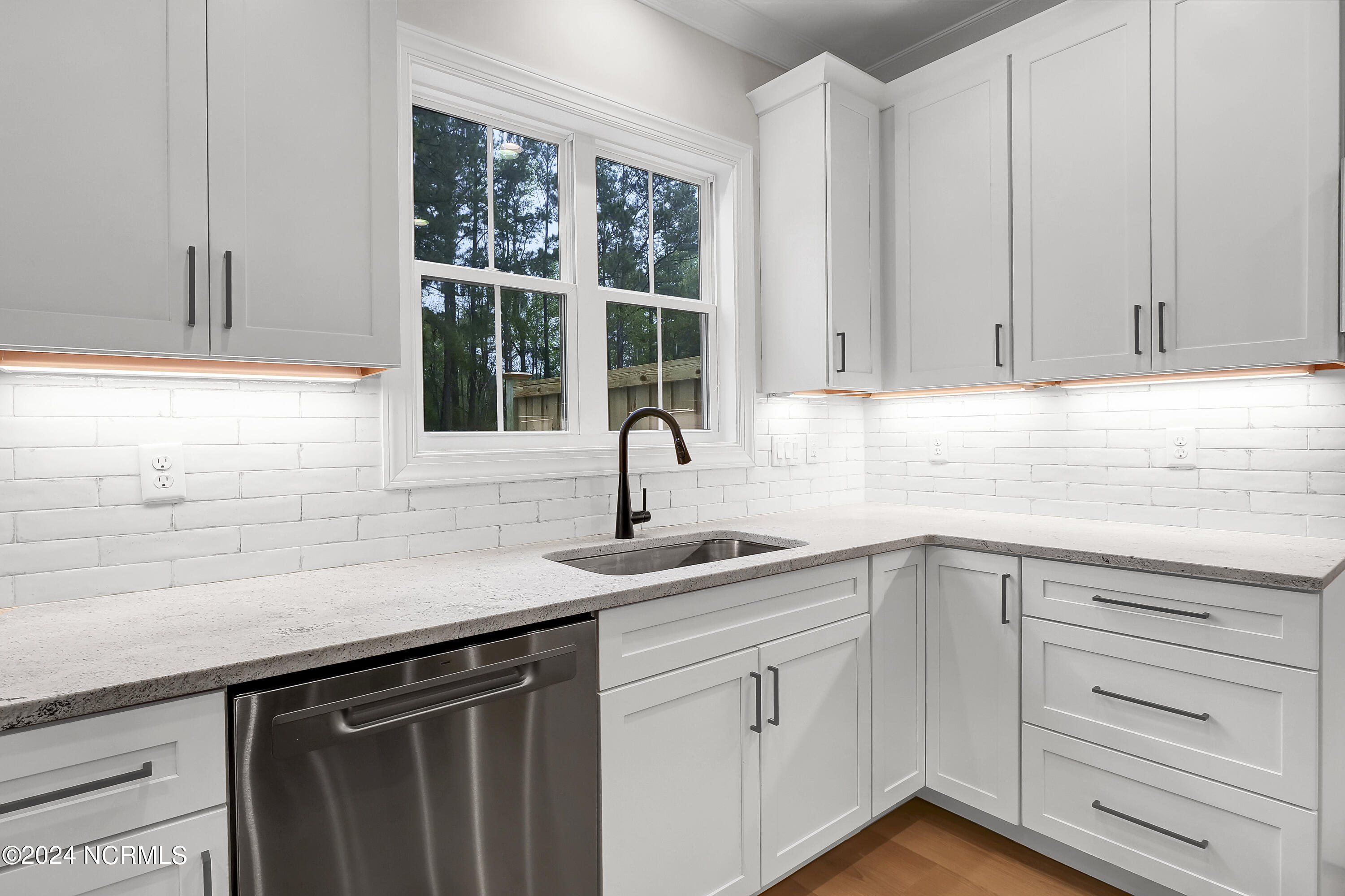 214 Beasley Road, Unit B Wilmington, NC 28409 - Photo 11 of 33 008_p1099842