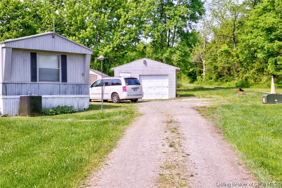 1617 Old State Road Henryville, IN 47126 - Photo 16 of 22