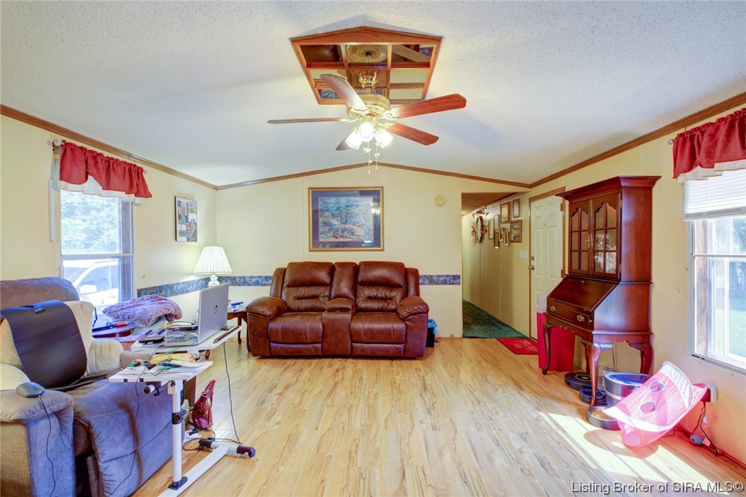 1617 Old State Road Henryville, IN 47126 - Photo 6 of 22