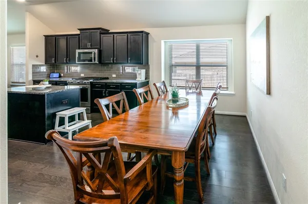 $2,400 | 219 Prato Place, Georgetown, TX 78628