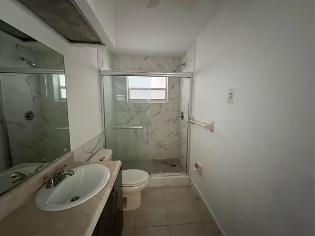 $1,300 | 1150 East Sample Road, Unit 102, Pompano Beach, FL 33064