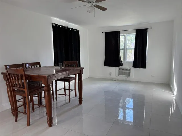 $1,300 | 1150 East Sample Road, Unit 102, Pompano Beach, FL 33064