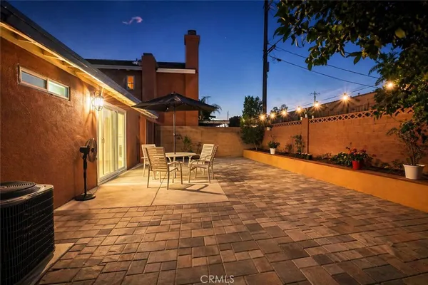 $988,000 | 5901 McKinley Avenue, South Gate, CA 90280