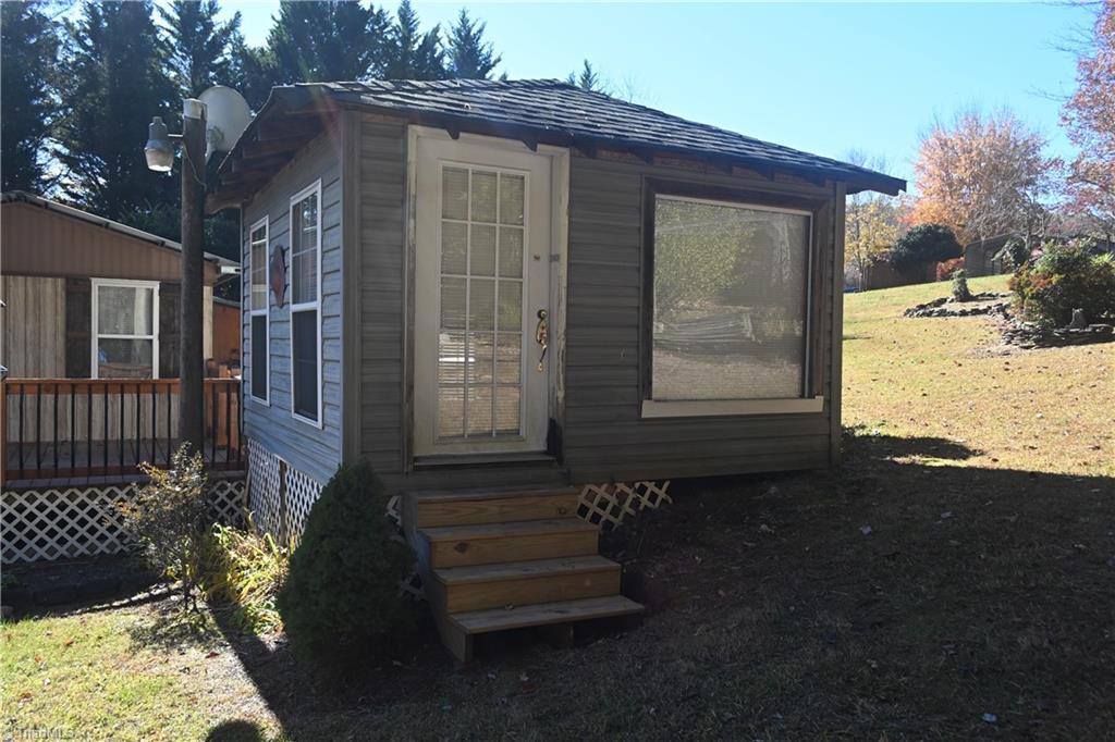 11491 Sparta Road McGrady, NC 28649 - Photo 8 of 20