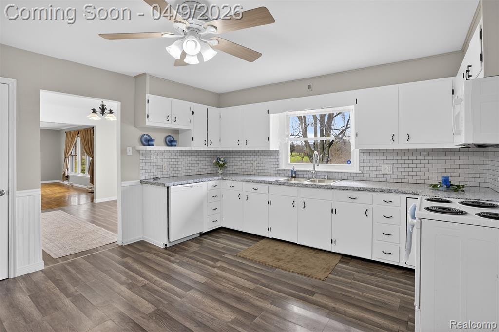 1405 Aiken Road Owosso, MI 48867 - Photo 13 of 48