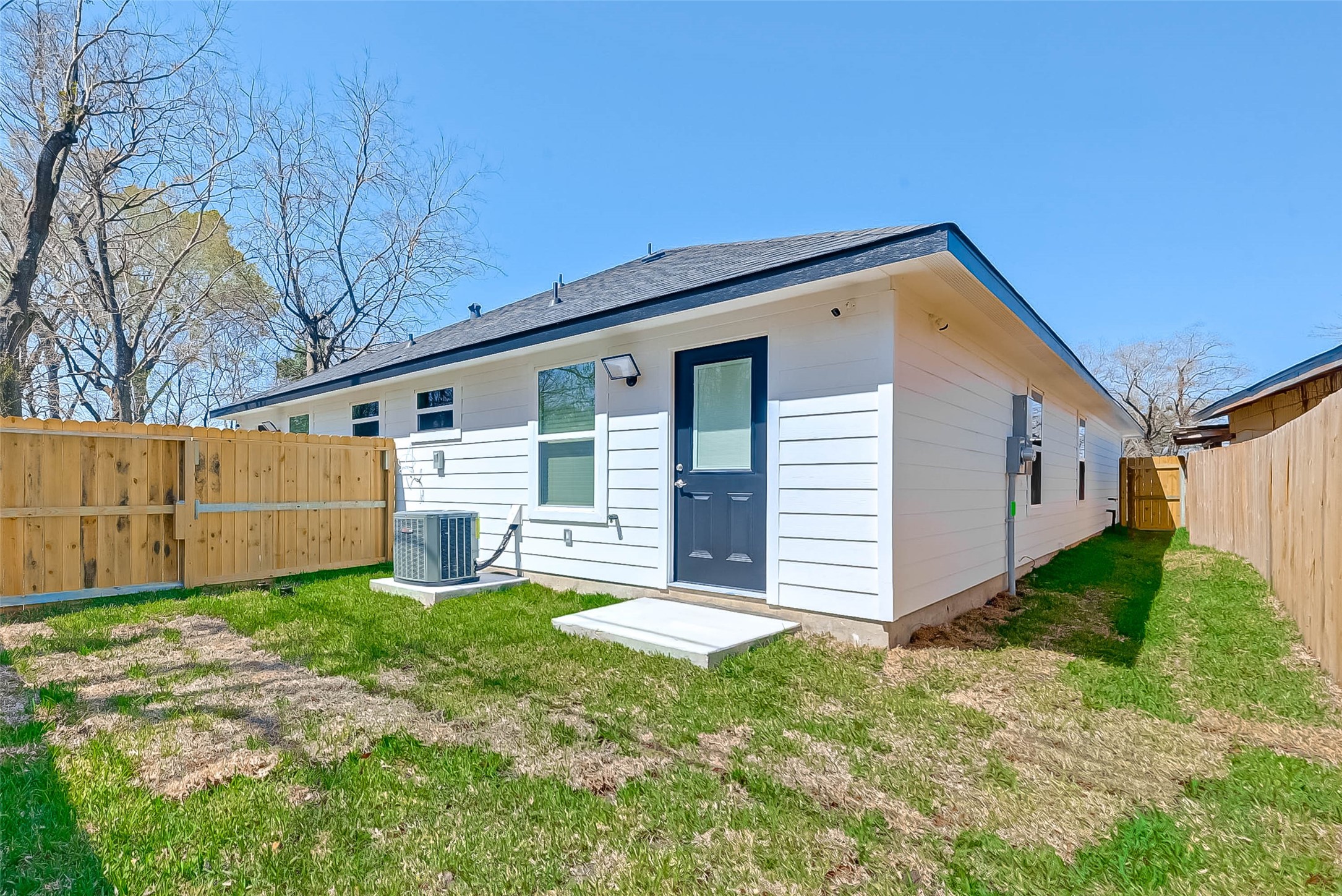 7339 Krueger Road, Unit A Houston, TX 77033 - Photo 36 of 46