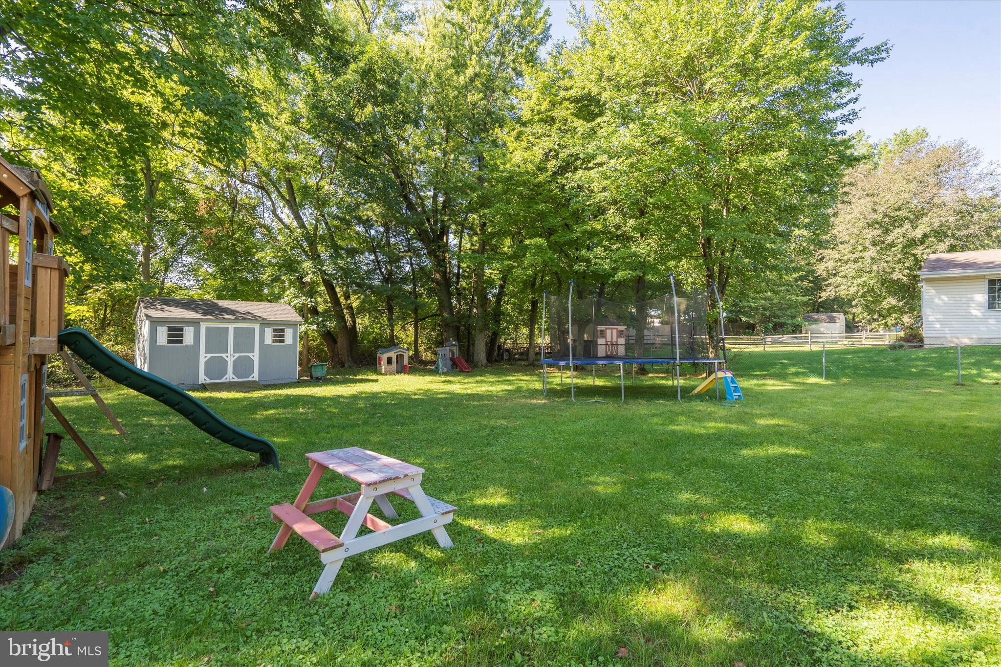 1174 Cushmore Road Southampton, PA 18966 - Photo 25 of 25 backyard