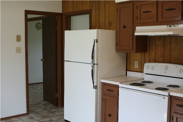 141 Shady Grove Road Rupert, WV 25984 - Photo 6 of 26 Kitchen 3