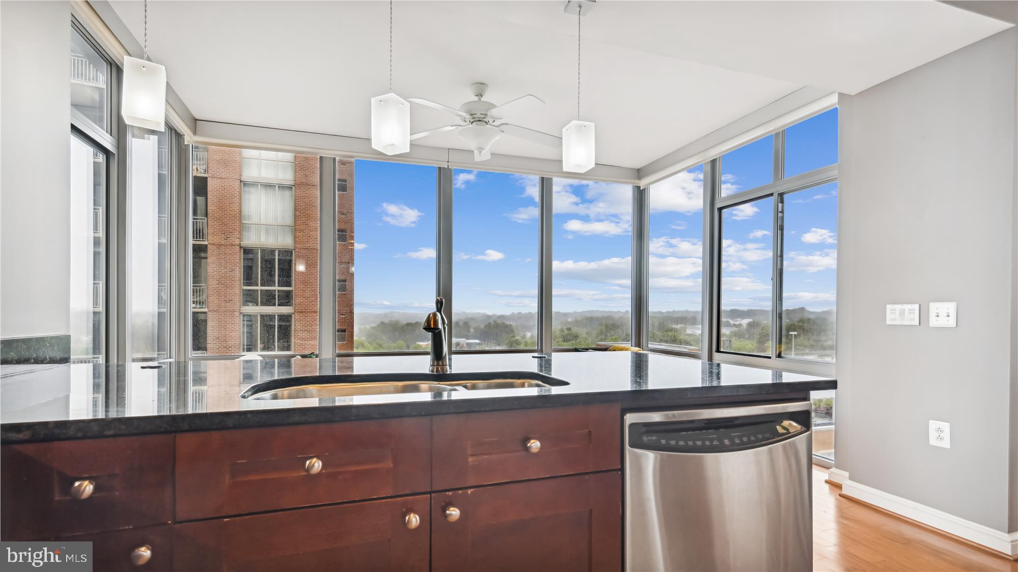 11990 Market Street, Unit 1017 Reston, VA 20190 - Photo 11 of 47