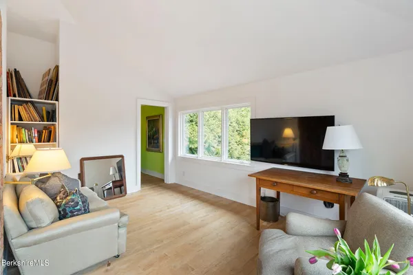 $6,850,000 | 77 Seekonk Cross Road, Great Barrington, MA 01230