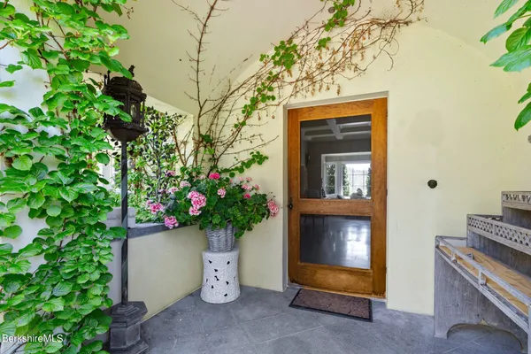 $6,850,000 | 77 Seekonk Cross Road, Great Barrington, MA 01230