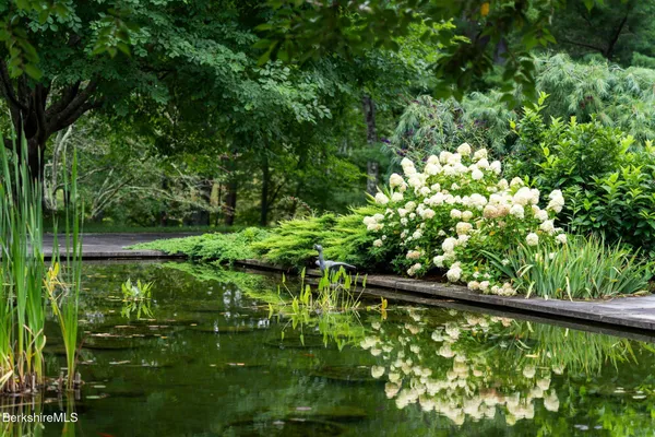 $6,850,000 | 77 Seekonk Cross Road, Great Barrington, MA 01230