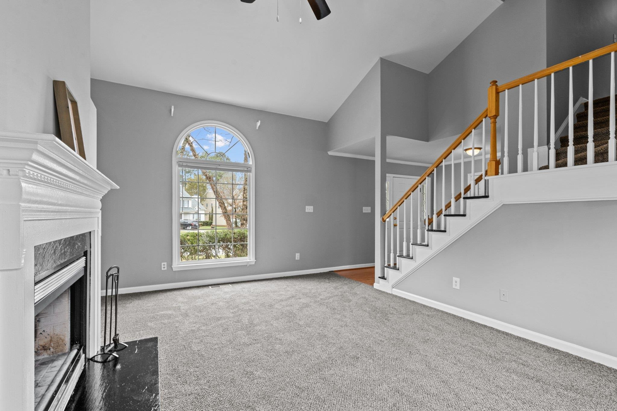 8821 Whitby Court Raleigh, NC 27615 - Photo 11 of 27 Living Room