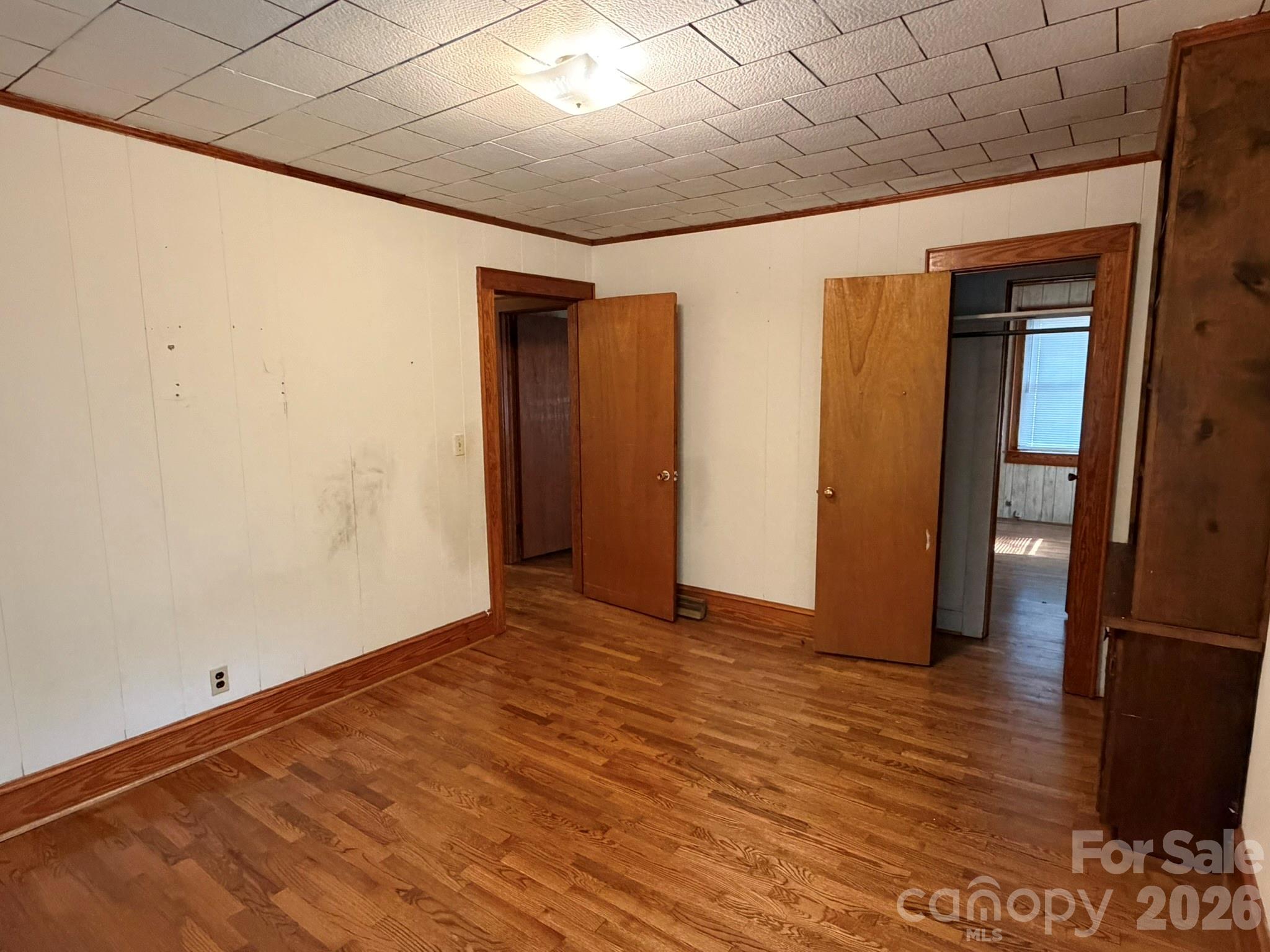 382 Alexis High Shoals Road Dallas, NC 28034 - Photo 24 of 43 a view of hallway with a large window