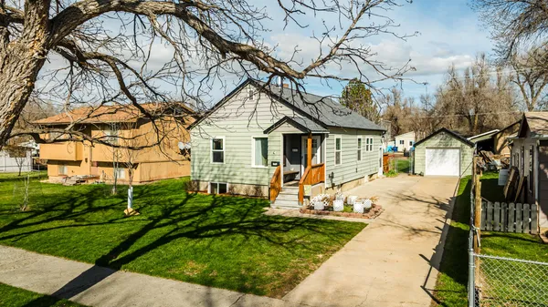 $319,500 | 533 Carlin Street, Sheridan, WY 82801