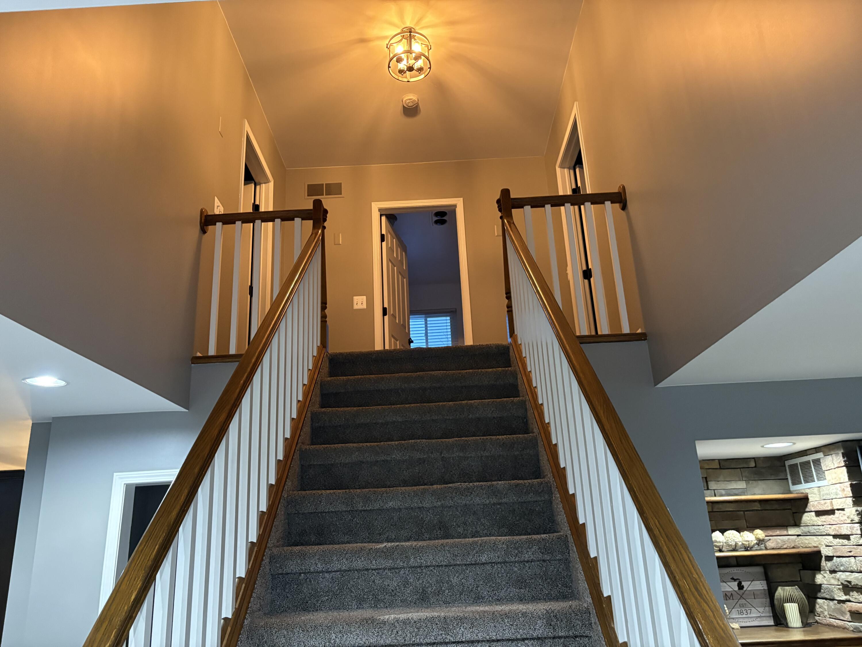 4125 Rural Street Waterford, MI 48329 - Photo 22 of 45 stairs 2