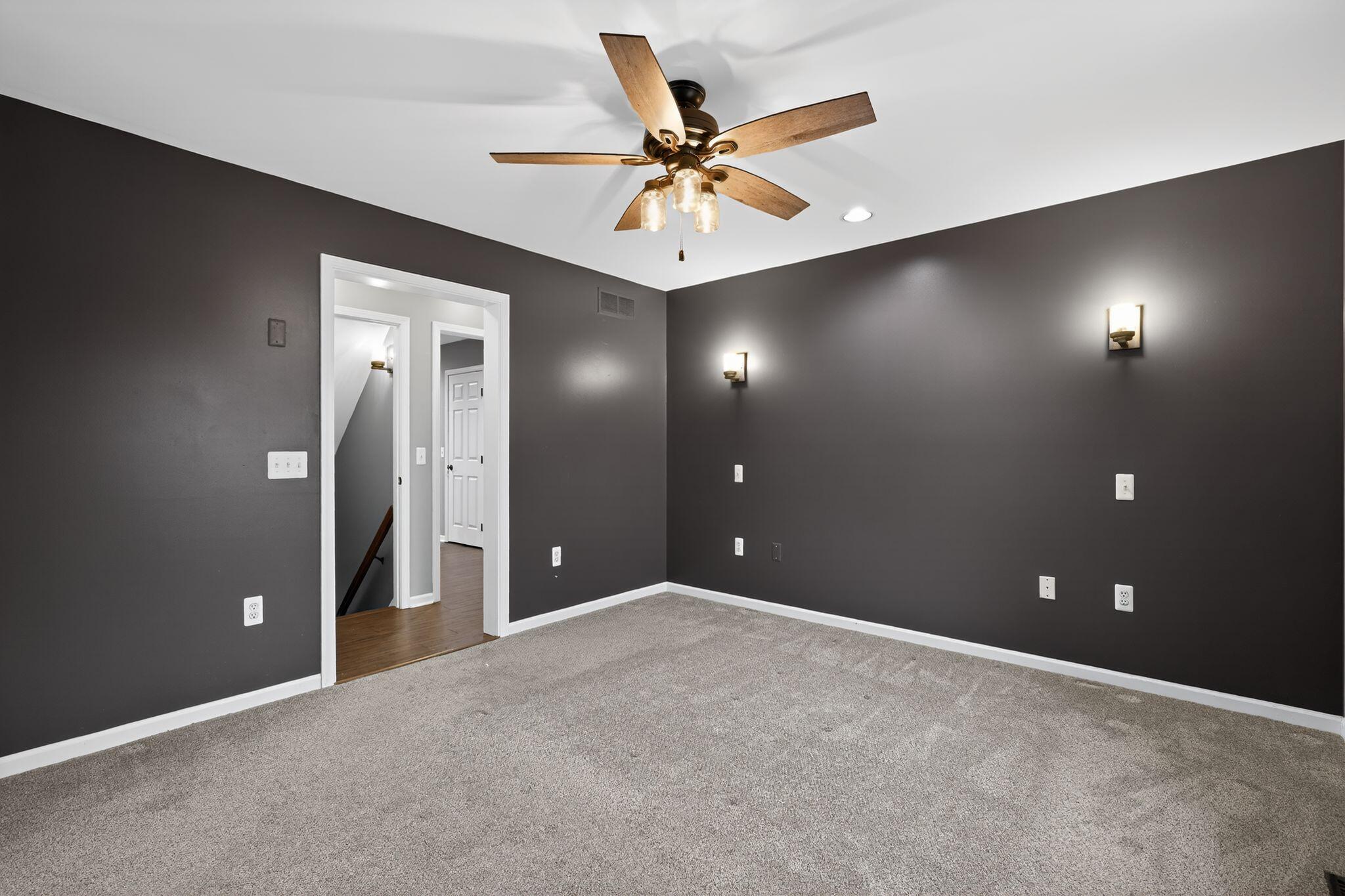 4125 Rural Street Waterford, MI 48329 - Photo 22 of 54 master bed-17