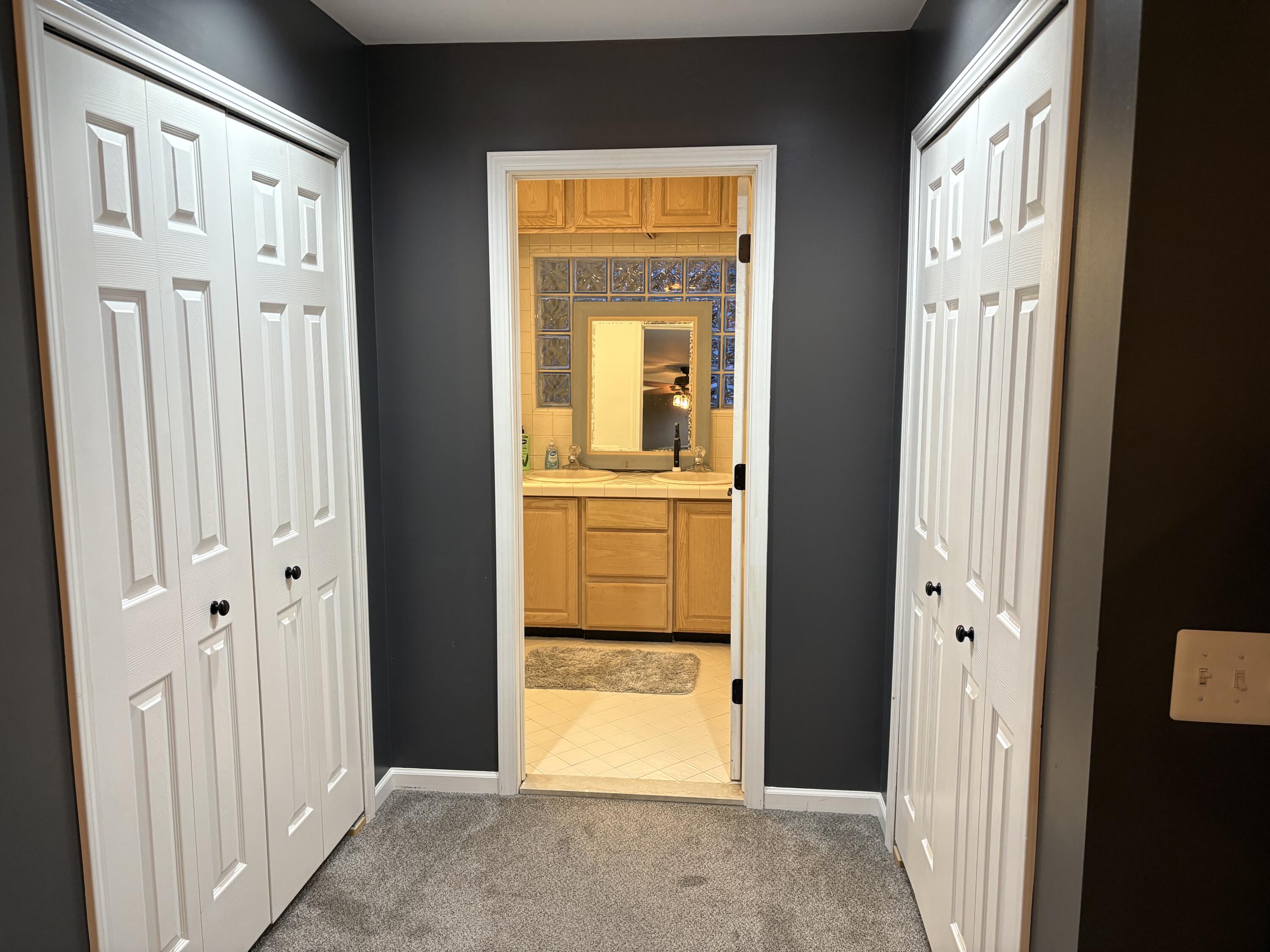 4125 Rural Street Waterford, MI 48329 - Photo 27 of 45 master bathroom