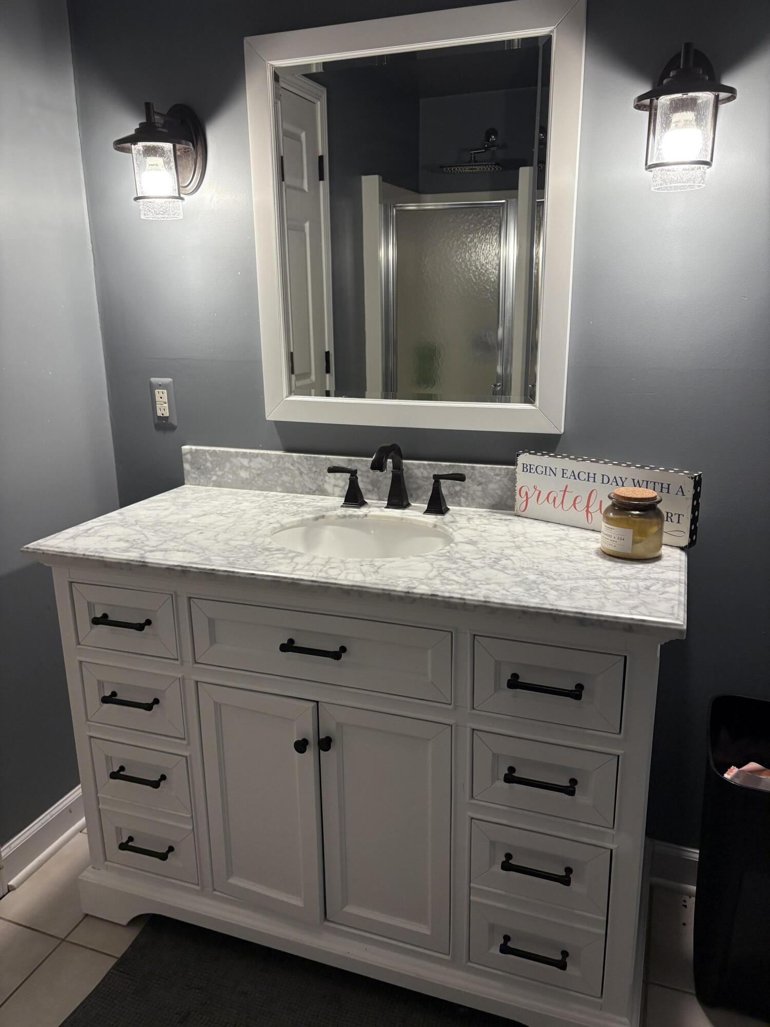 4125 Rural Street Waterford, MI 48329 - Photo 41 of 45 Full bath-2