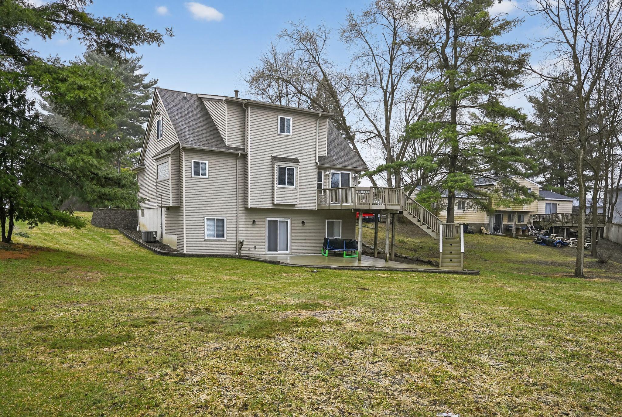 4125 Rural Street Waterford, MI 48329 - Photo 46 of 54 Back of house-5