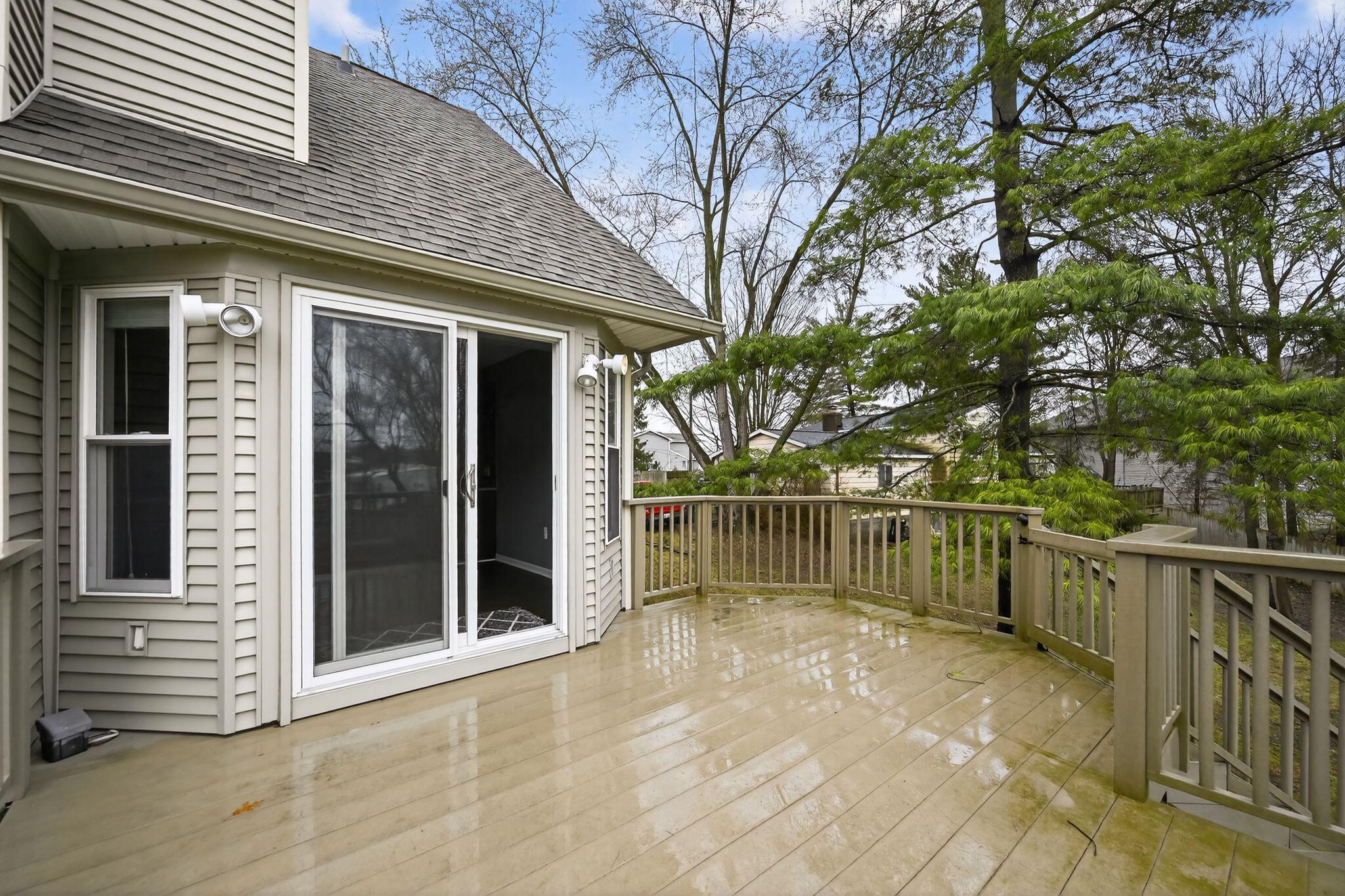 4125 Rural Street Waterford, MI 48329 - Photo 49 of 54 Deck doors-10