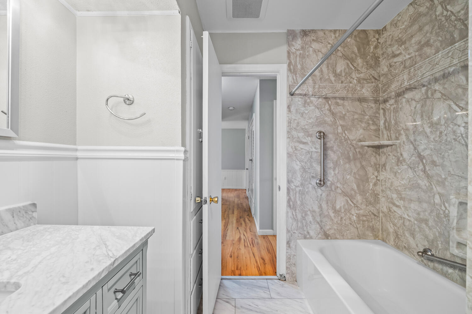 2136 52nd Street Lubbock, TX 79412 - Photo 28 of 44 2136 52nd St-38