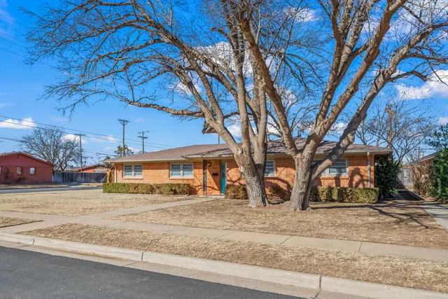 $209,500 | 2136 52nd Street, Lubbock, TX 79412