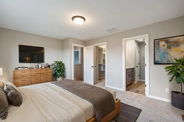 $369,900 | 130 Longrifle Road, Warsaw, IN 46580